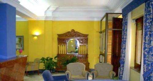 Hotel Paris 란야론 외부 사진