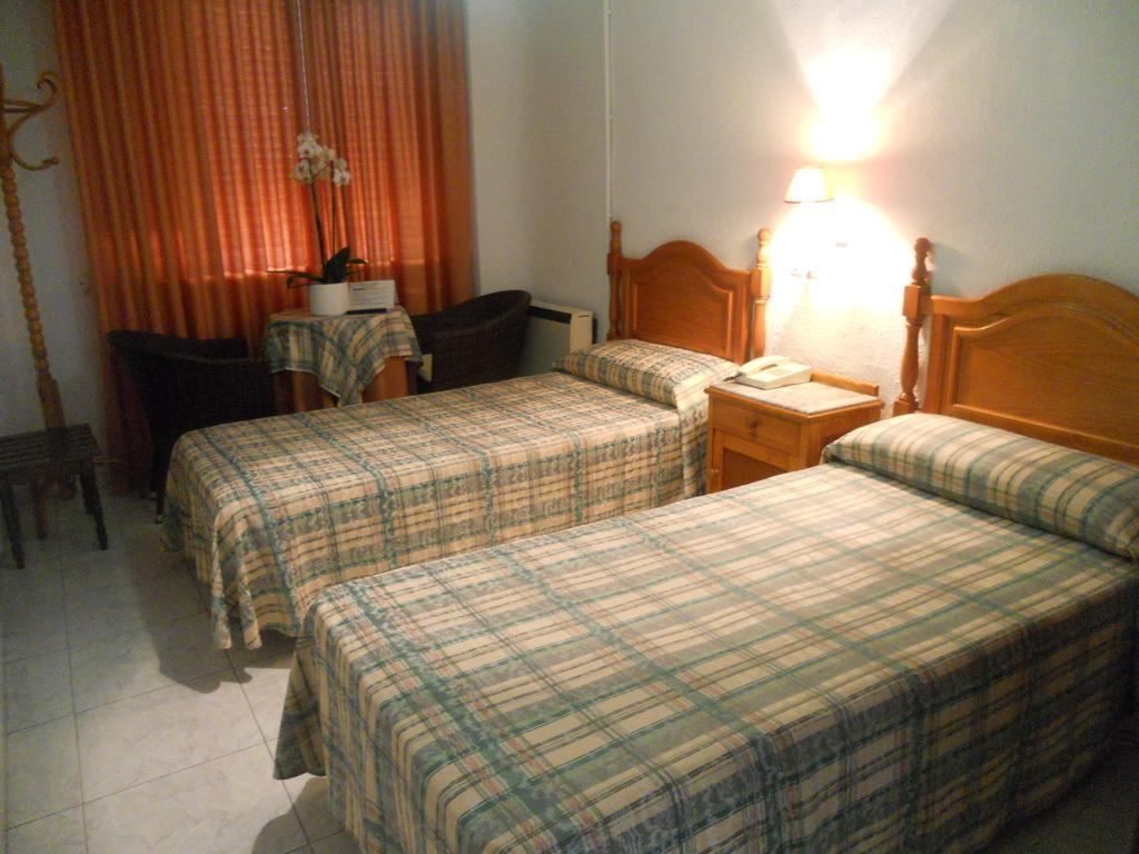 Hotel Paris 란야론 외부 사진