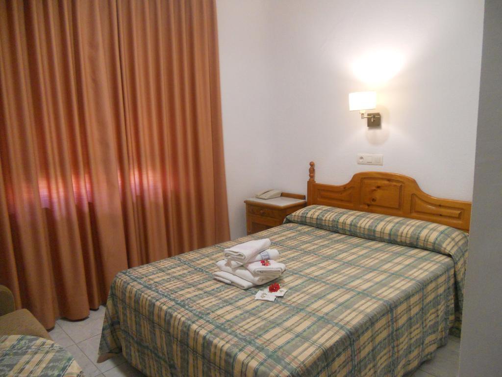 Hotel Paris 란야론 외부 사진